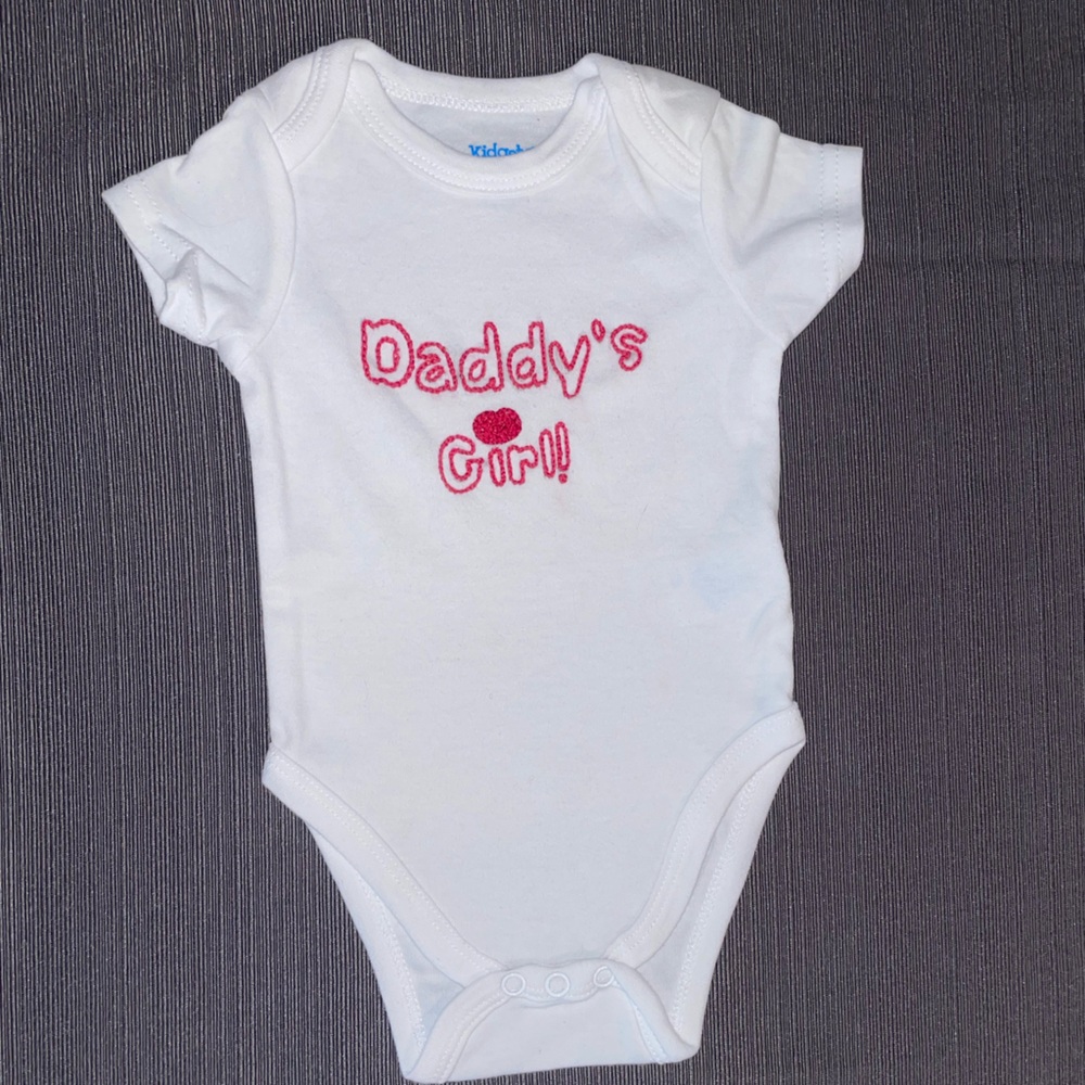 Kidgets White Baby Girl’s Onsie with Vibrant Hand Embroidered “Daddy’s Girl”